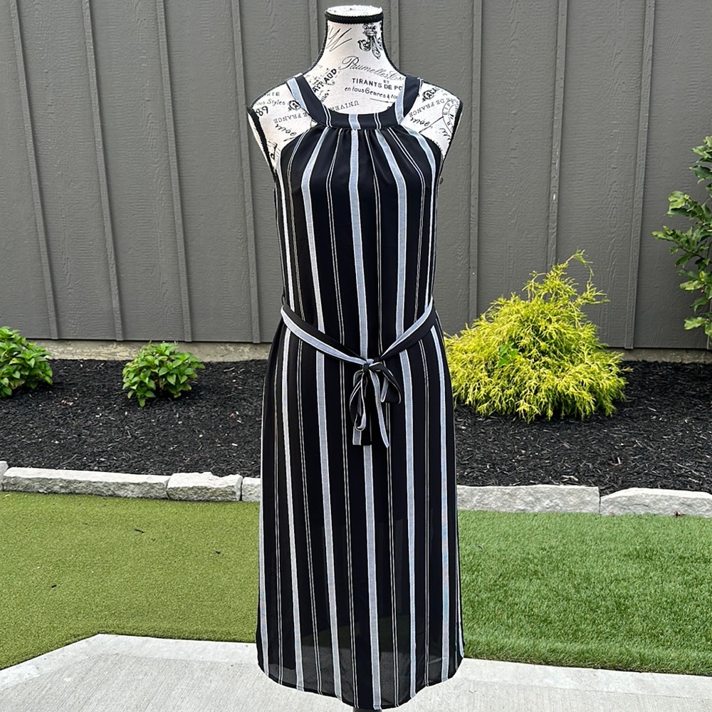 Great Summery Black and White Midi Dress by Three Pink Hearts Size XS